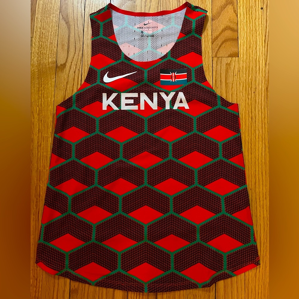 Nike Women’s size Small Racing Top